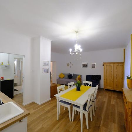Peterpal Apartman Pecs Exterior photo